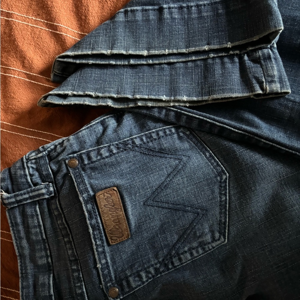 Wrangler boot leg